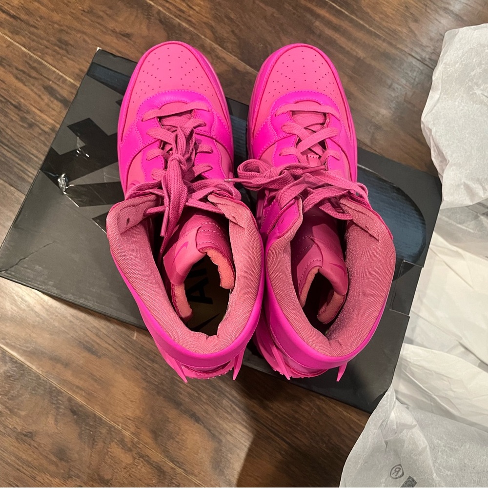 Men’s Nike Pink High-Top Sneakers